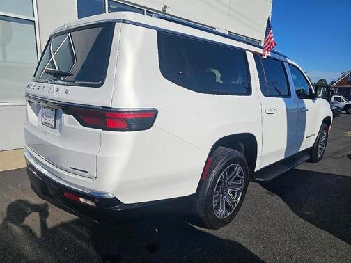 White 2023 Jeep Wagoneer L Series II