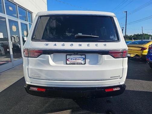 White 2023 Jeep Wagoneer L Series II