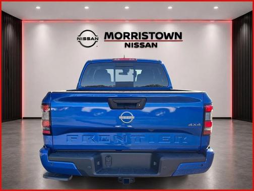 Bluestone Pearl 2027 Nissan Frontier SV