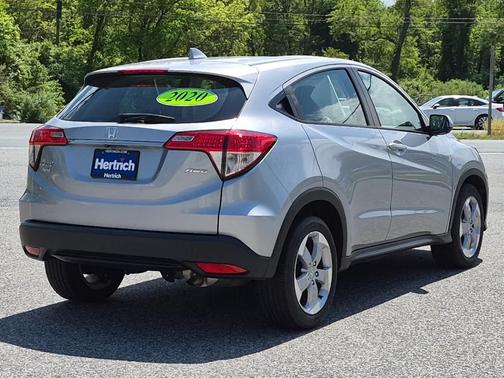 Lunar Silver Metallic 2020 Honda HR-V LX