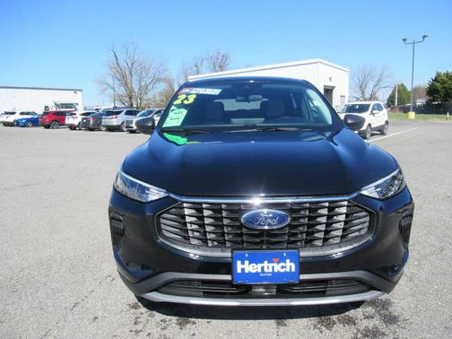 Agate Black Metallic 2023 Ford Escape Active