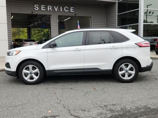 2020 Ford Edge SE
