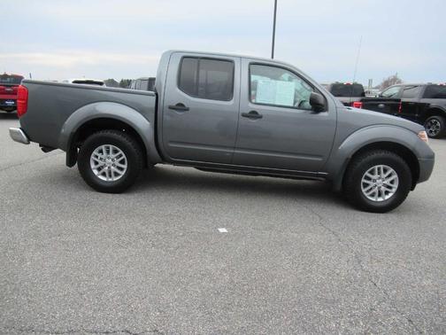 Gun Metallic 2016 Nissan Frontier SV