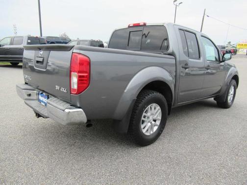 Gun Metallic 2016 Nissan Frontier SV