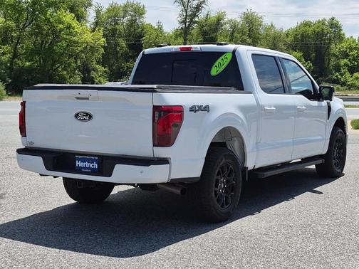 Oxford White 2025 Ford F-150 XLT
