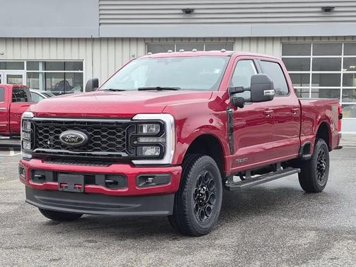 Ruby Red Metallic Tinted Clearcoat 2026 Ford F-350 XLT