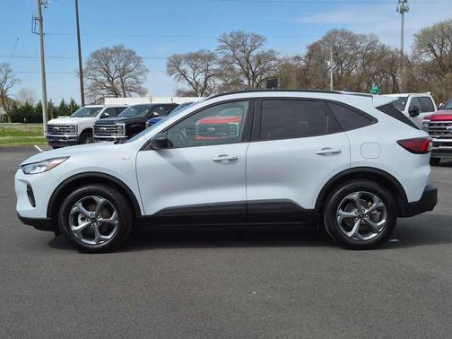 Space Silver 2025 Ford Escape ST-Line