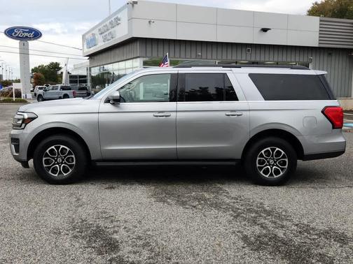 2024 Ford Expedition Max XLT
