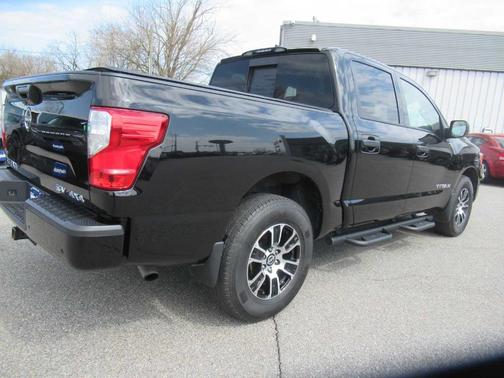 Black 2023 Nissan Titan SV