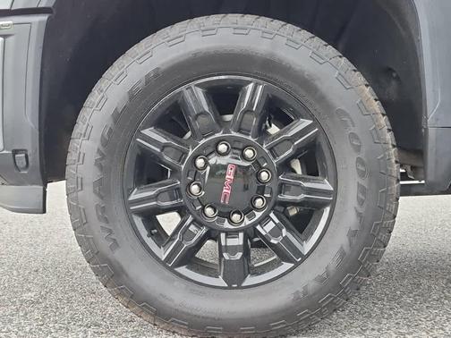 Sterling 2025 GMC Sierra 2500 AT4