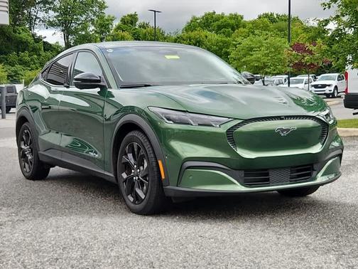 2024 Ford Mustang Mach-E Select