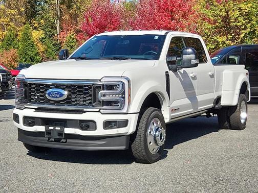 2026 Ford F-450 Platinum