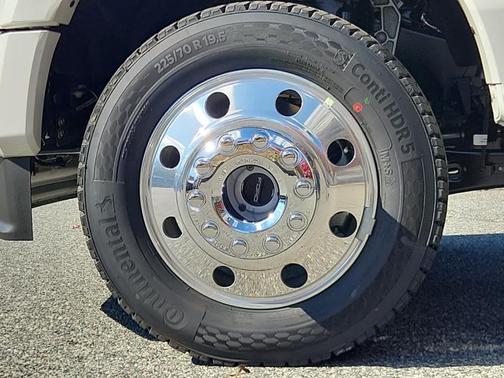 2026 Ford F-450 Platinum