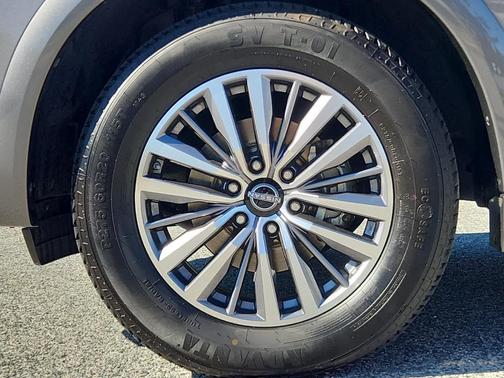 2022 Nissan Armada SV