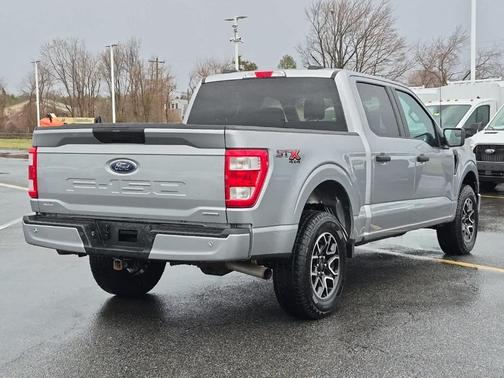Iconic Silver Metallic 2023 Ford F-150 XL