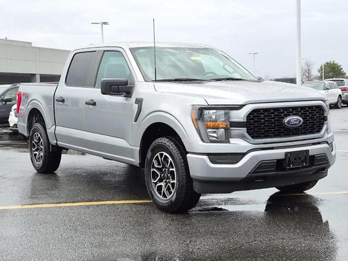Iconic Silver Metallic 2023 Ford F-150 XL