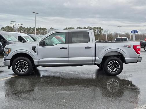 Iconic Silver Metallic 2023 Ford F-150 XL