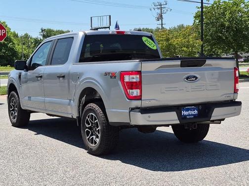 Iconic Silver Metallic 2023 Ford F-150 XL