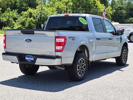 Iconic Silver Metallic 2023 Ford F-150 XL