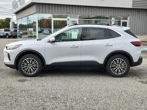 2026 Ford Escape PLUG-IN