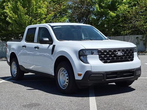 Oxford White 2026 Ford Maverick XL