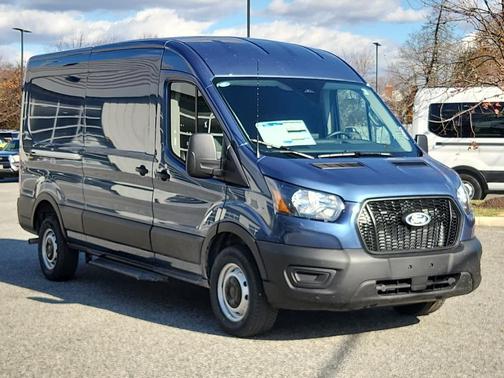 2026 Ford Transit-250 148 WB Medium Roof Cargo