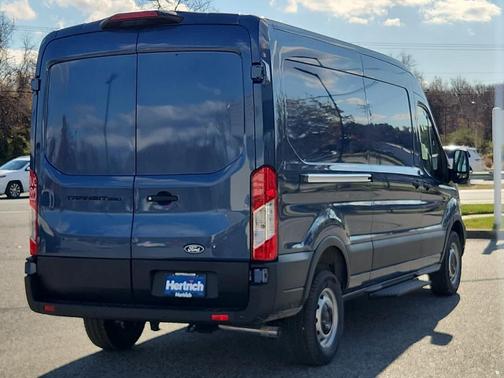 2026 Ford Transit-250 148 WB Medium Roof Cargo