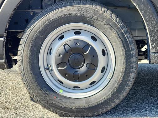 2026 Ford Transit-250 148 WB Medium Roof Cargo