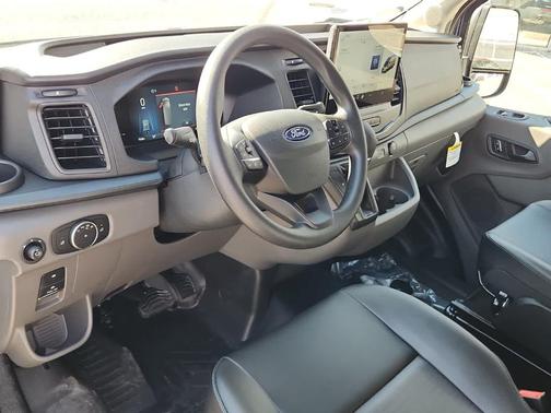 2026 Ford Transit-250 148 WB Medium Roof Cargo