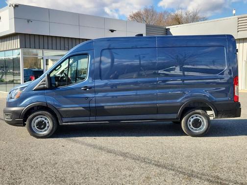 2026 Ford Transit-250 148 WB Medium Roof Cargo