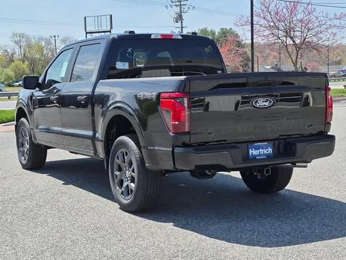 Agate Black Metallic 2026 Ford F-150 STX