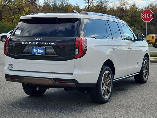 2025 Ford Expedition King Ranch