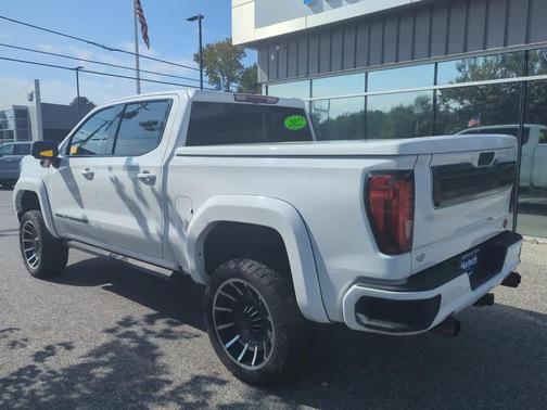 2022 GMC Sierra 1500 AT4