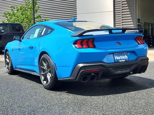 2025 Ford Mustang Dark Horse