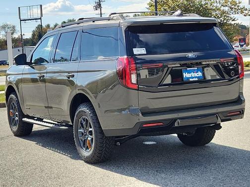 2025 Ford Expedition Tremor