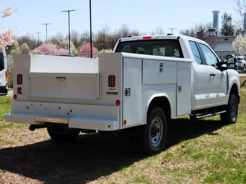 2025 Ford F-250 XL
