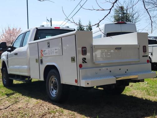 2025 Ford F-250 XL
