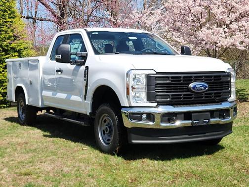 2025 Ford F-250 XL