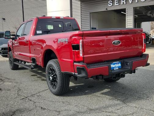 2025 Ford F-350 Lariat Super Duty