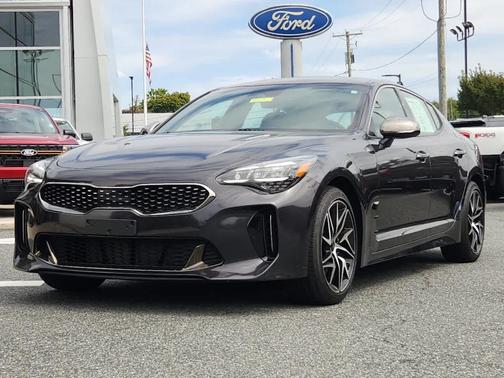 2022 Kia Stinger GT-Line