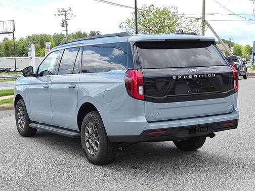 Glacier Gray 2026 Ford Expedition Max Active