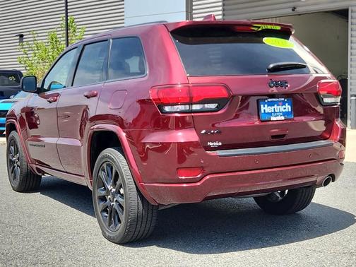 2020 Jeep Grand Cherokee Altitude