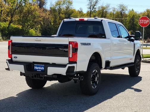 2026 Ford F-350 Platinum