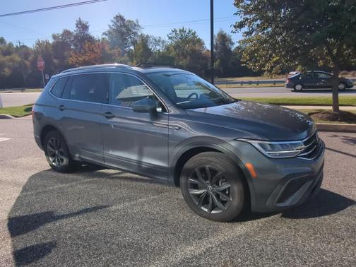 2023 Volkswagen Tiguan 2.0T SE