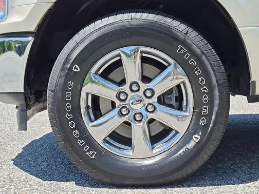 White Gold 2018 Ford F-150 XLT