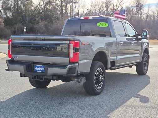 2025 Ford F-250 Platinum