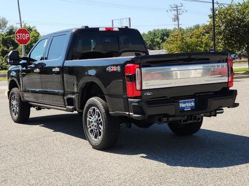 2026 Ford F-350 Platinum