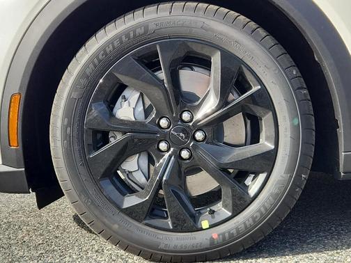 2024 Ford Mustang Mach-E Select