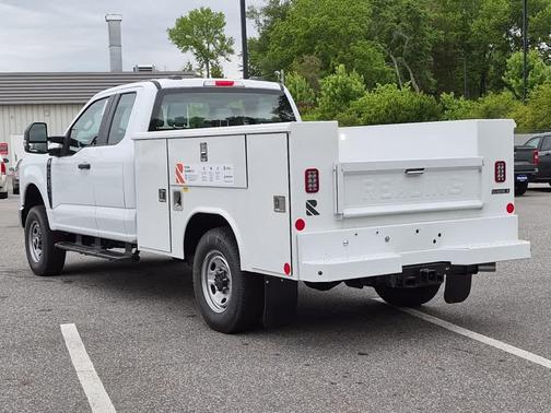 Oxford White 2026 Ford F-250 XL