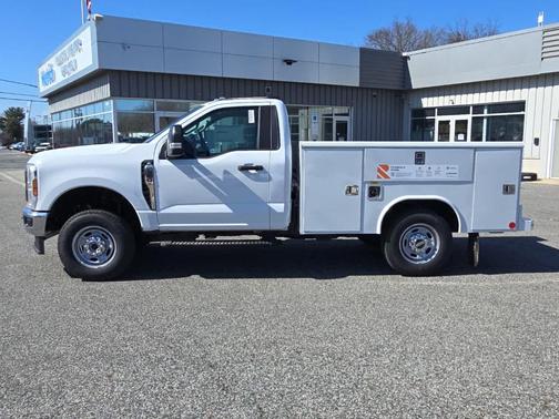Oxford White 2026 Ford F-250 XL